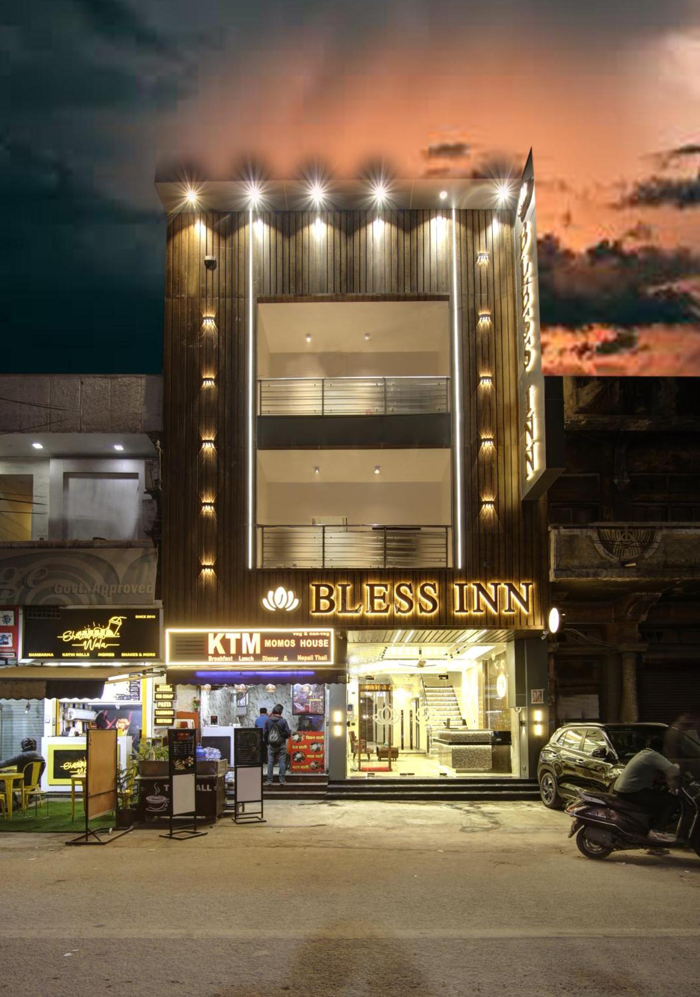 Bless Inn - Near Connaught Place Нью-Дели Экстерьер фото